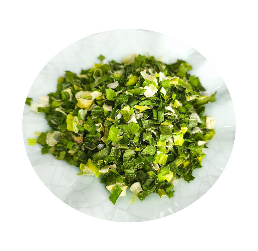 Légumes déshydratés en vrac Rouleaux de pois chiches séchés à l'air 3*3mm 5*5mm Couleur naturelle Sans goût Aucun additif Max 7% d'humidité Carton d'emballage Haute qualité