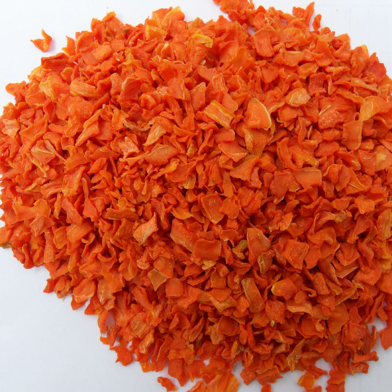 Natural 10*10*3mm Dried Carrot Granules with Max 7% Moisture HACCP HALAL ISO9000 FDA Certified for Pet Foods