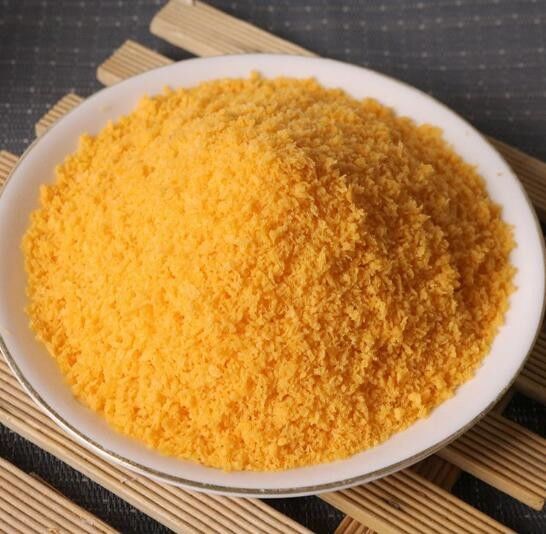 Des miettes de pain japonais Panko certifiées Halal de 2 à 12 mm de taille et d'une humidité maximale de 10% pour un revêtement croustillant