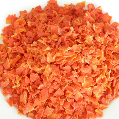 200% de vitamine A Frites de carotte séchées Flocons de carotte déshydratés 3*3MM