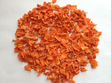 les frites de déshydrateur de nourriture de 10×10×3mm/ont déshydraté des flocons de carotte avec l'approbation d'OIN
