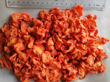 VIANDE HALAL de Chips Cool Place Storage 10*10*3mm de carotte déshydratée par 8% d'humidité